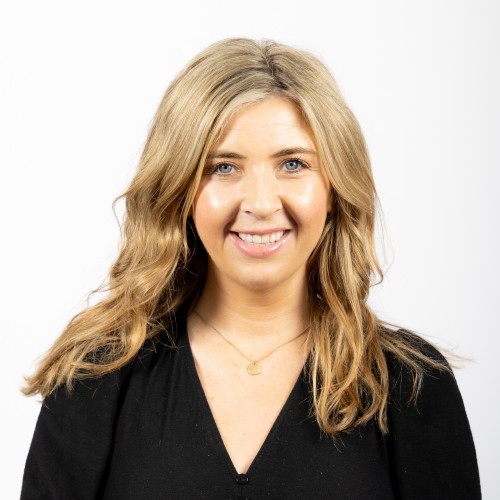 featued article author